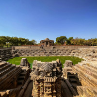Vibrant Gujarat Escape &ndash; Culture, Heritage & Coastal Beauty