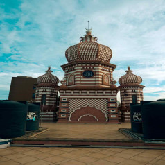 Taj Ul Masjid