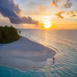 Island Paradise Escape