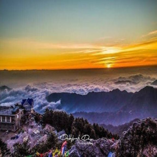 From the Cultural Charm of Kolkata to the Misty Hills of Darjeeling&rdquo;