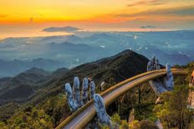 Day 05: Da Nang – Ba  Na Hills – Golden  Bridge