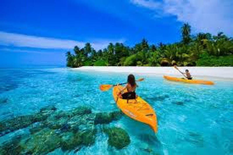Day 03: Water Activities /  Island Experience
