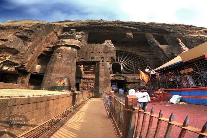 Day 3: Mumbai – Lonavala