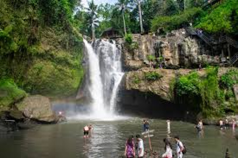 Day 03: Kuta to Ubud & Enroute  Sightseeing