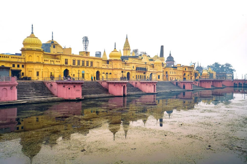 Day 07: Ayodhya To Varanasi Departure